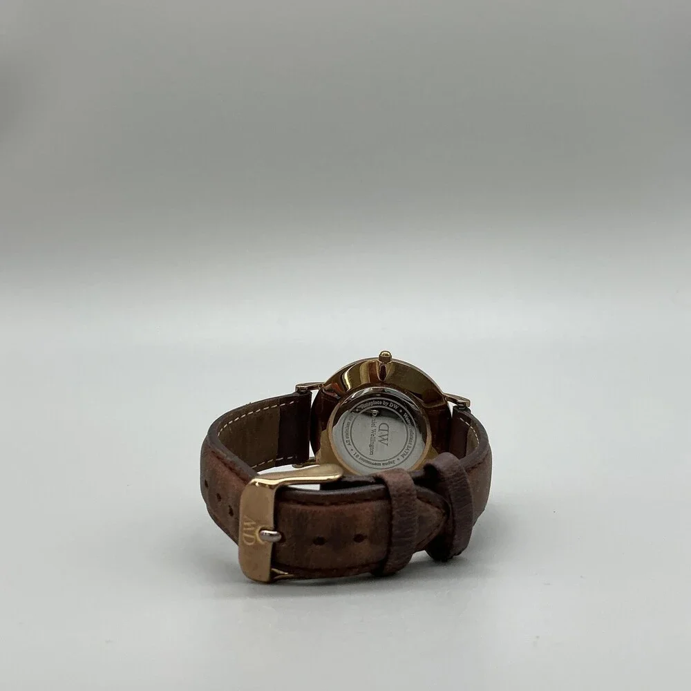 Daniel Wellington Womens Watch 34mm Gold Tone Brown Leather Band New Battery